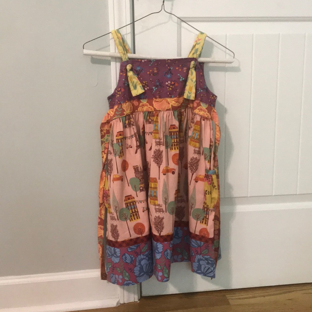 Matilda Jane size 8 girls Eiffel Tower jumper